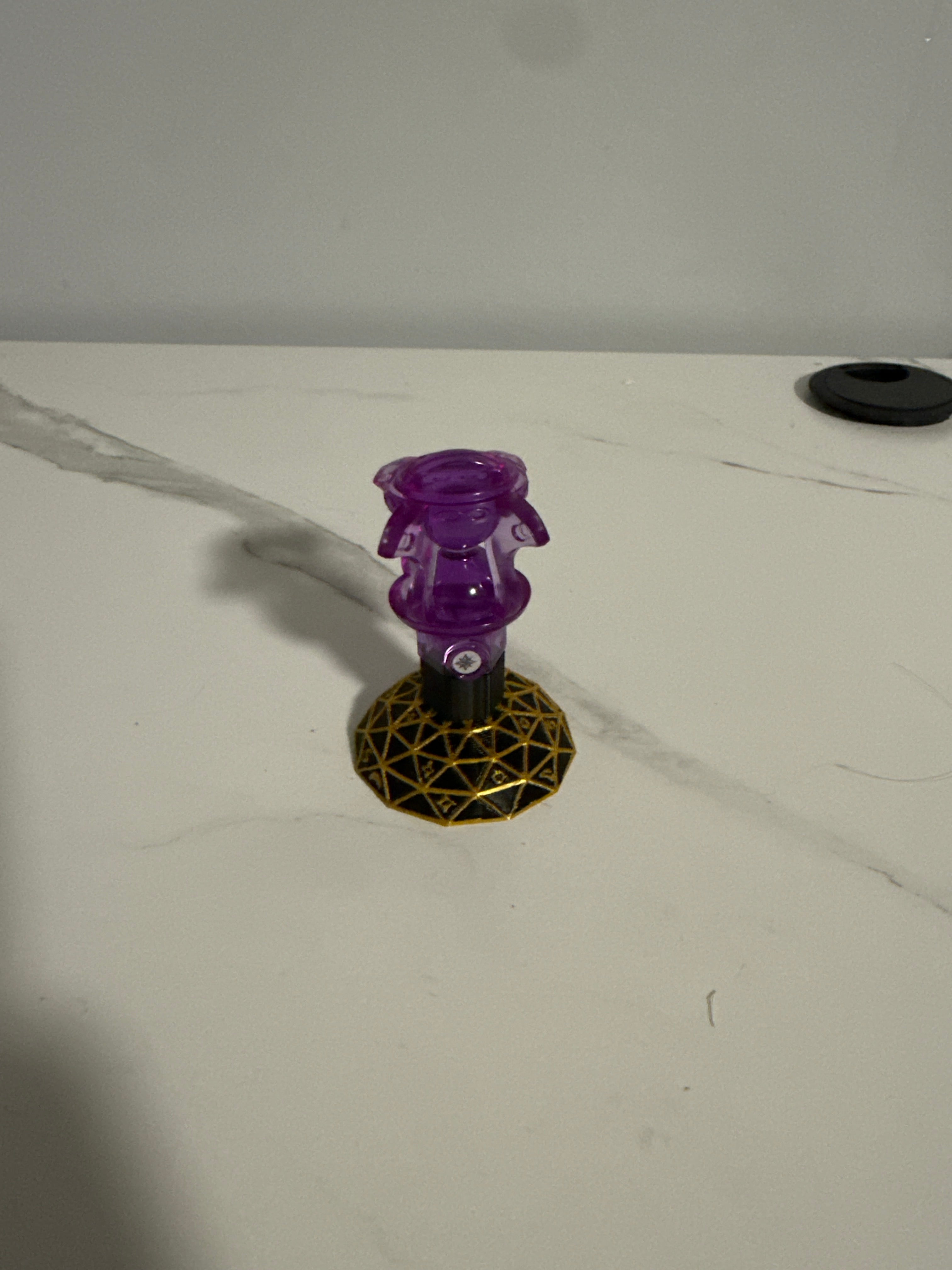 Magic Trap Holder (Multicolor)